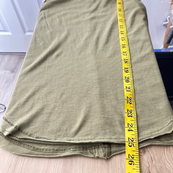 NEW We the Free Free People Women’s Relaxed Fit Tank Top in Olive Green Small - Picture 9 of 10